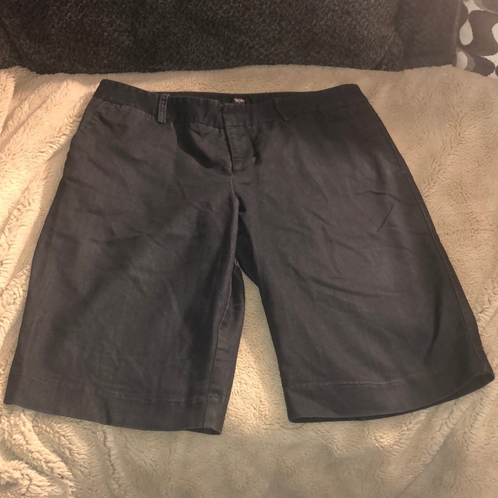 🔹4 for $30 Mossimo Navy Bermuda Shorts, size 6